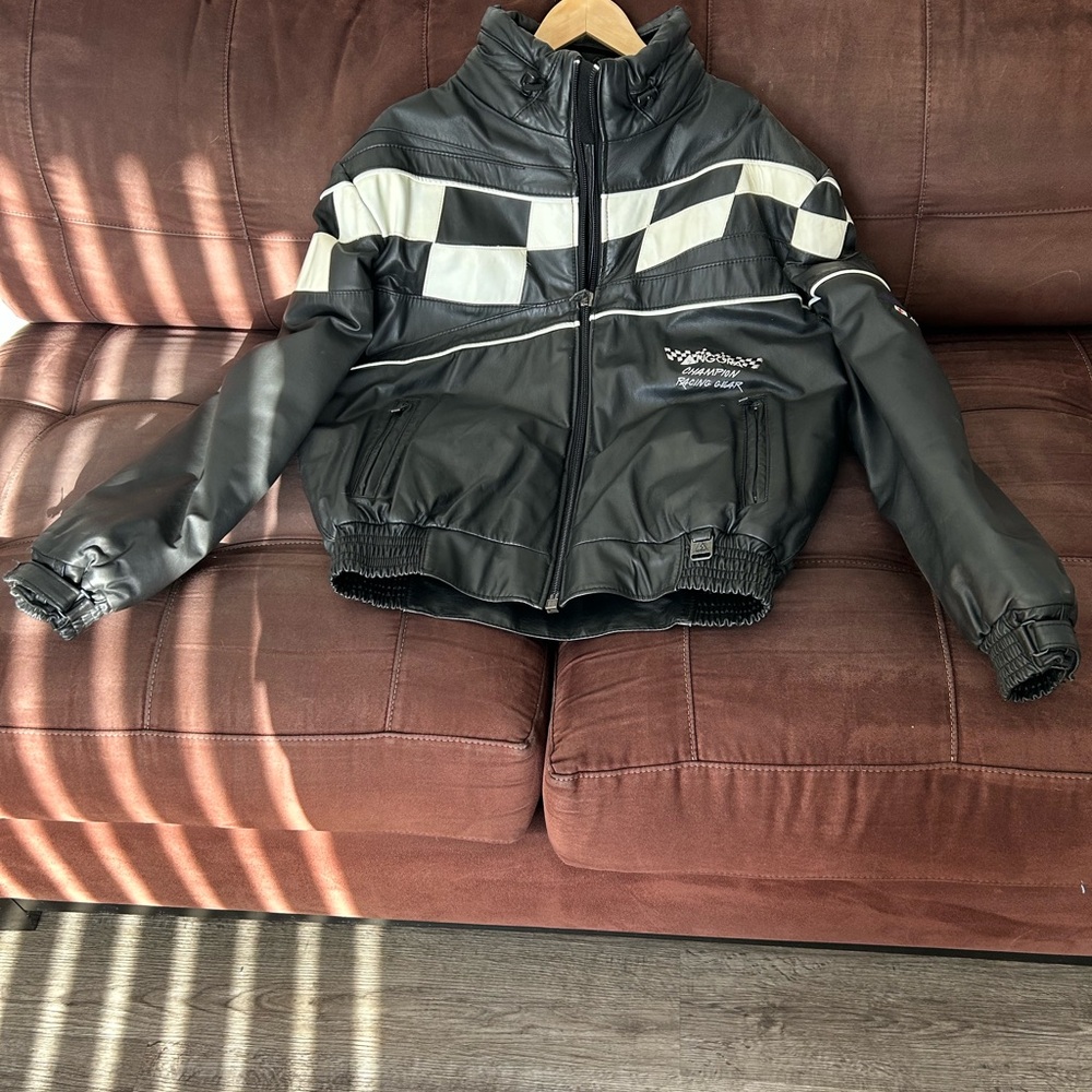 Agora Black and White Women's Jacket